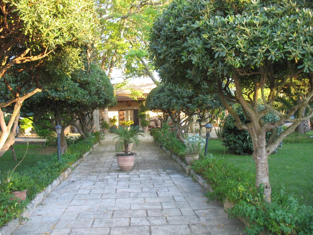 Villa Cecilia Matino Quarto foto